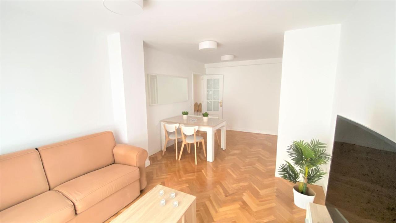 Apartamento Las Rozas Centro Con Parking Incluido Las Rozas de Madrid Exterior foto