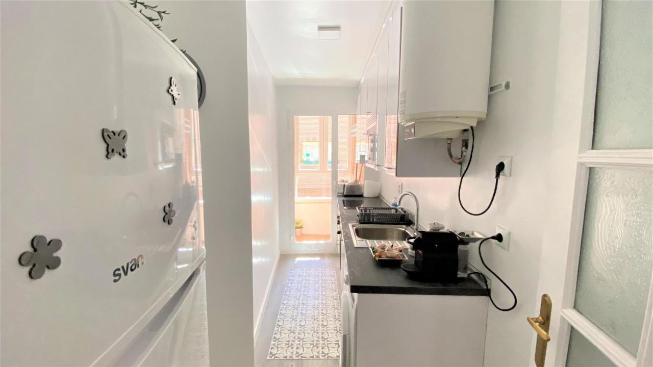 Apartamento Las Rozas Centro Con Parking Incluido Las Rozas de Madrid Exterior foto
