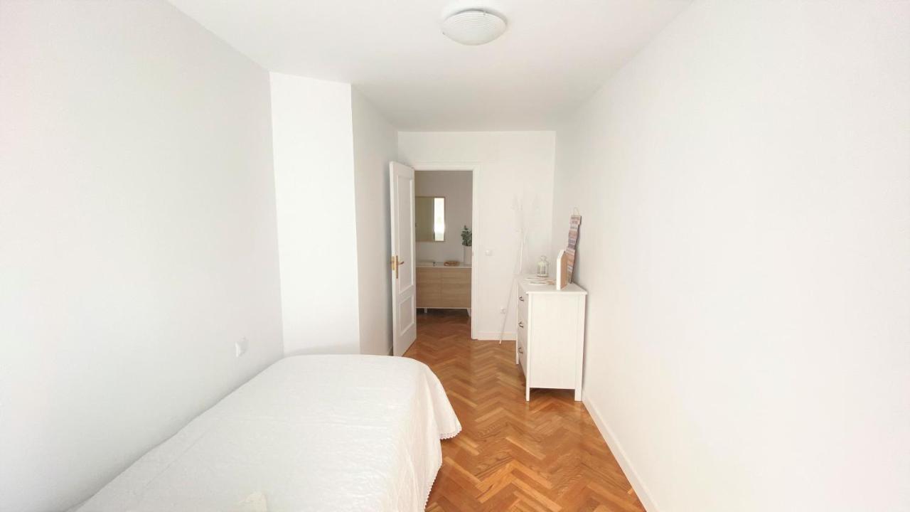 Apartamento Las Rozas Centro Con Parking Incluido Las Rozas de Madrid Exterior foto